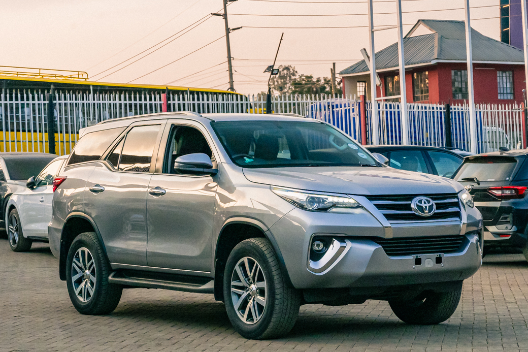 Toyota fortuner