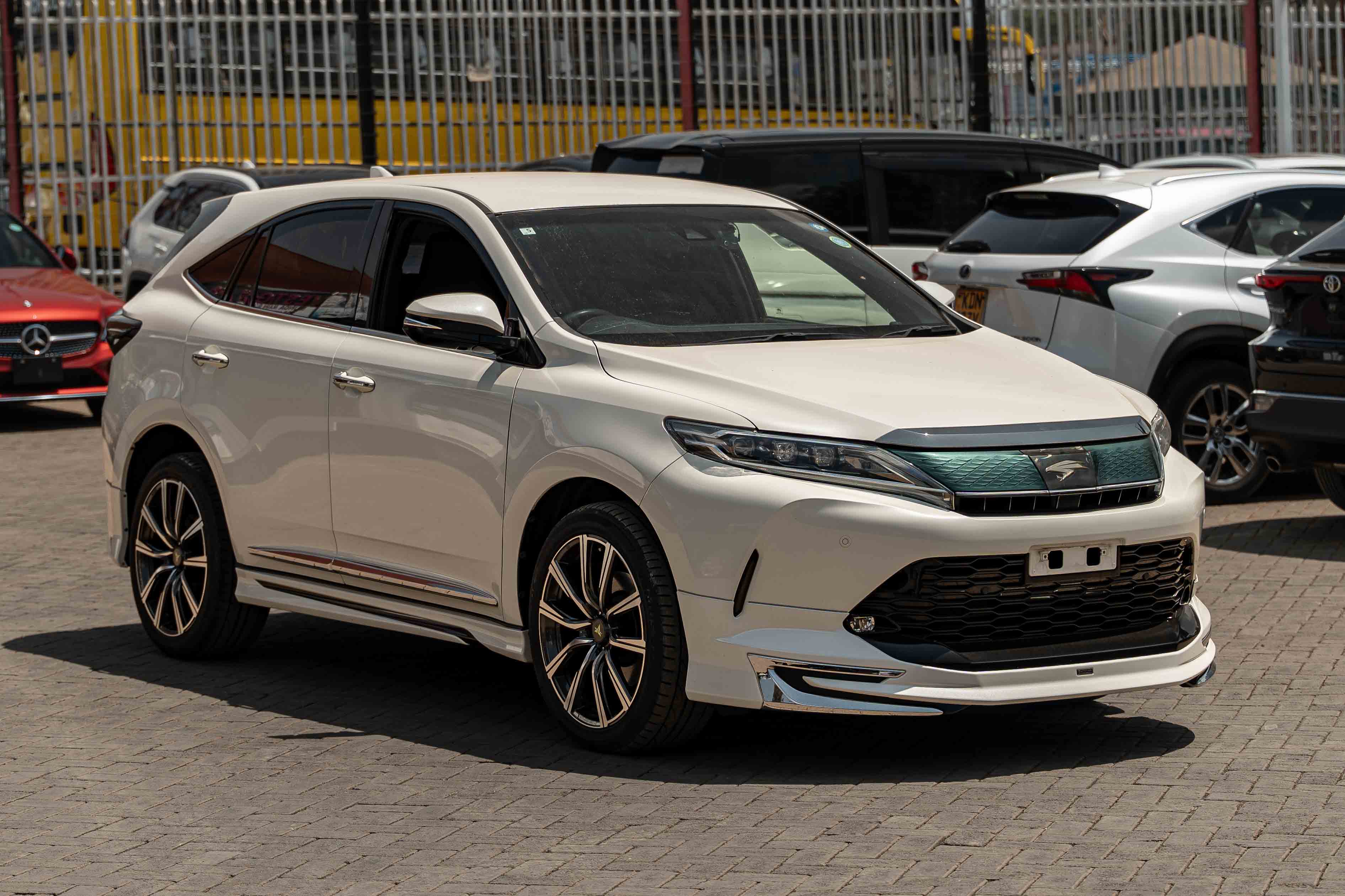 Toyota Harrier Turbo