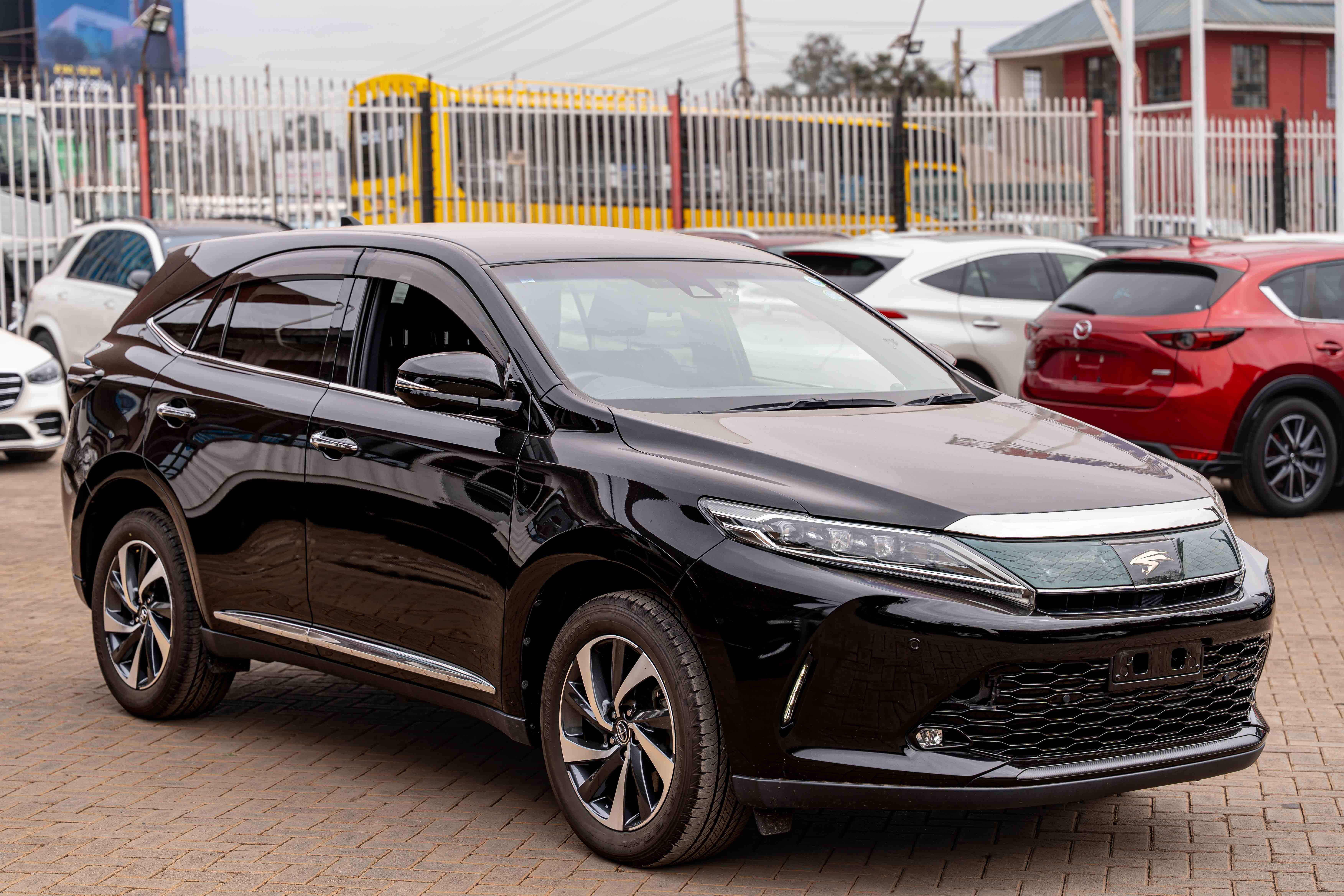Toyota Harrier Turbo