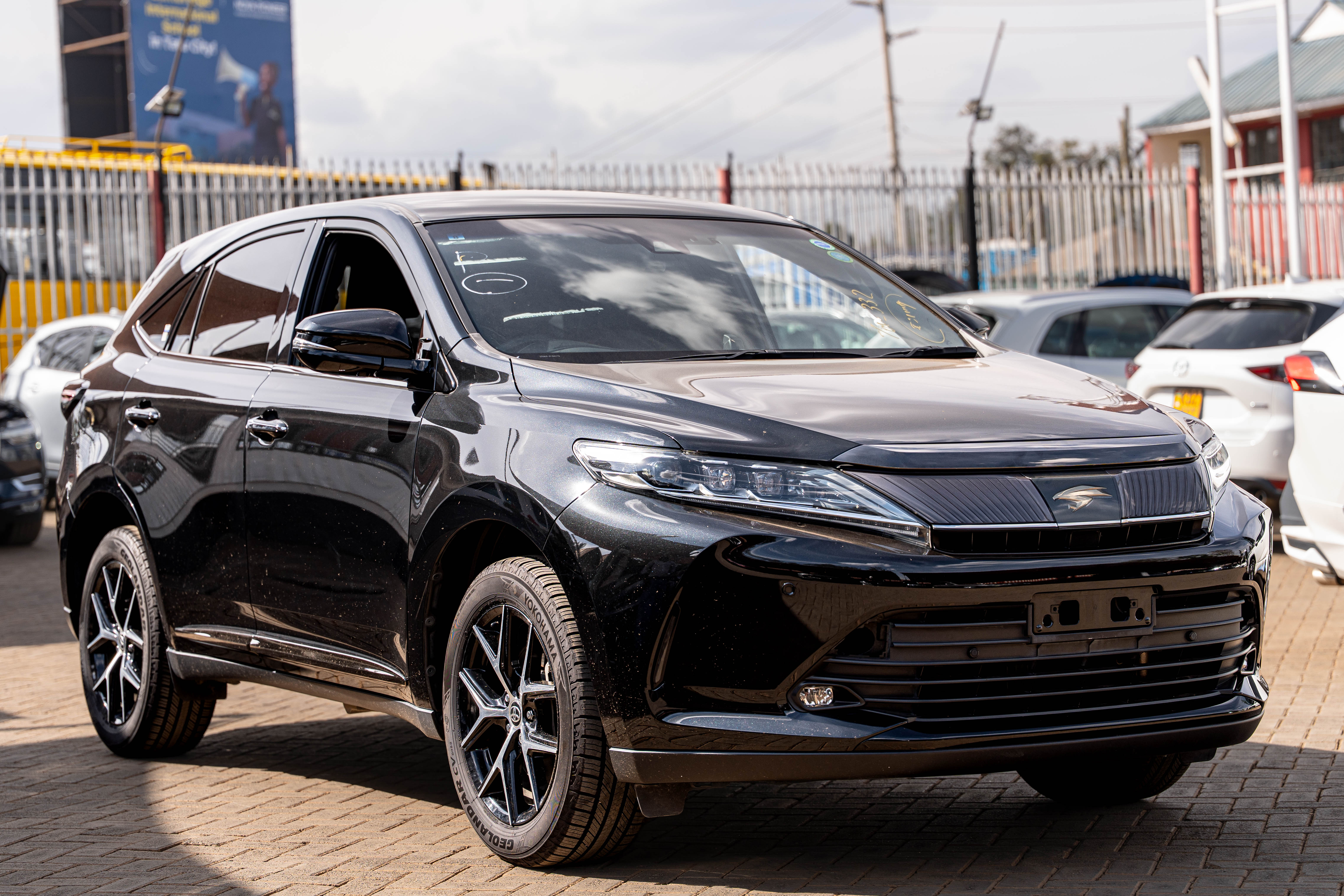 Toyota Harrier Premium