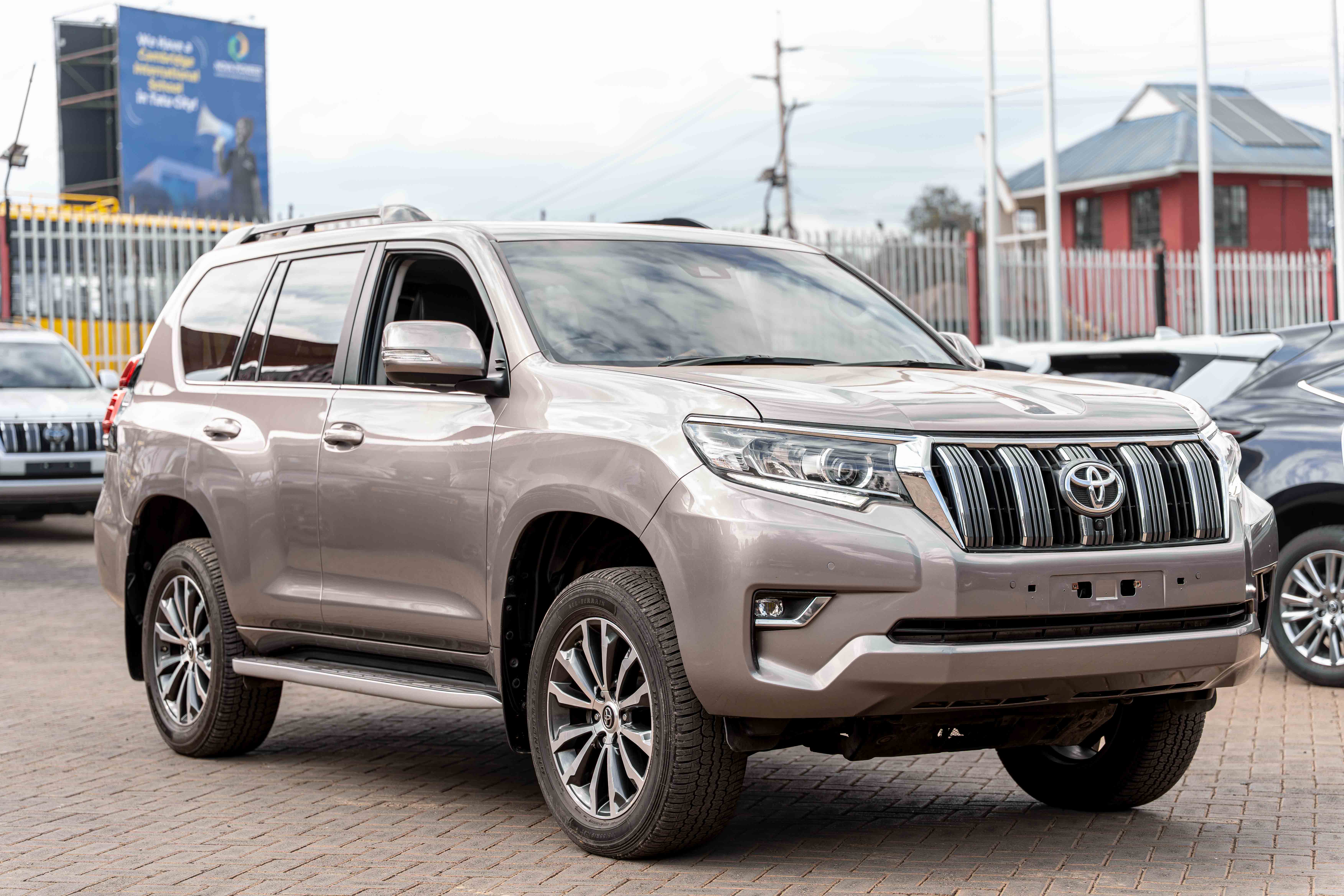 Toyota Prado VXL